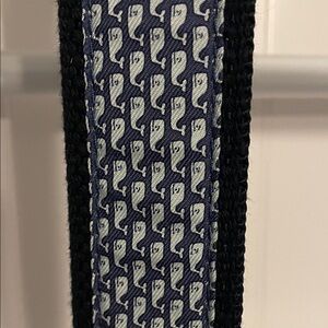 Vineyard Vines whale print belt (32 waist)